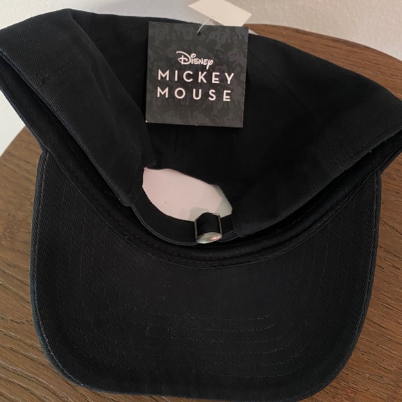 Disney Mickey Mouse Strap Back Hat BLACK NWT - Picture 4 of 6